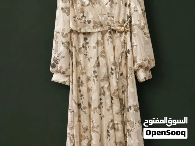 فستان جديد