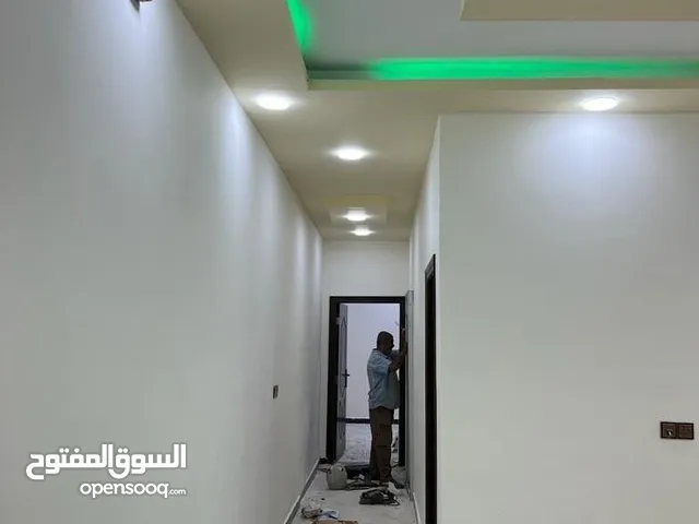 120 m2 2 Bedrooms Apartments for Rent in Basra Juninah