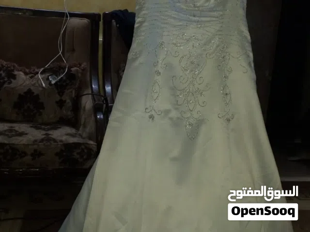 فستان سهرة