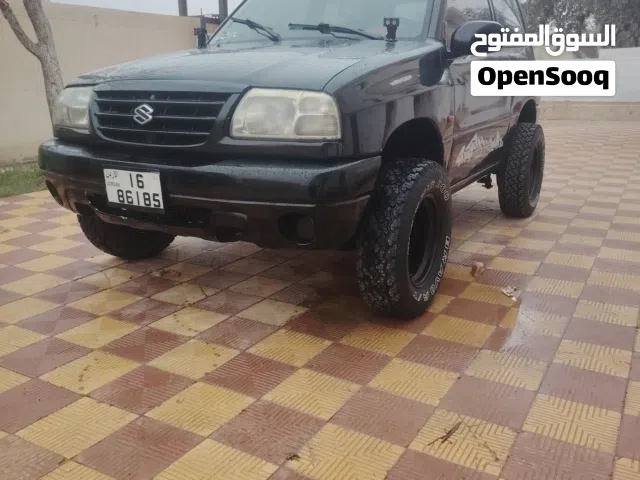 2002 Suzuki Vitara Standard