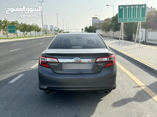 Toyota Camry glx 2013