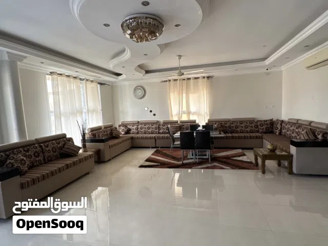 طقم كنب مجالس و صالات واسعه