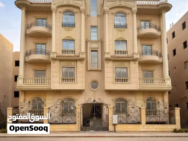 125 m2 3 Bedrooms Apartments for Sale in Cairo Fifth Settlement