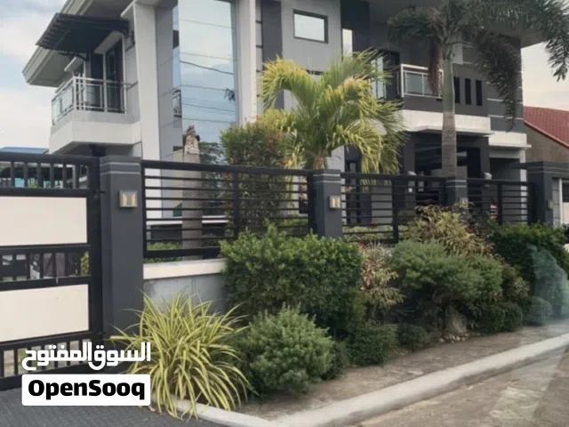250 m2 5 Bedrooms Townhouse for Rent in Basra Saie