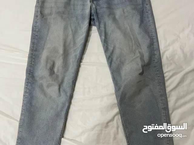 H&M Classic Jeans Tapered Regular Fit (33W)