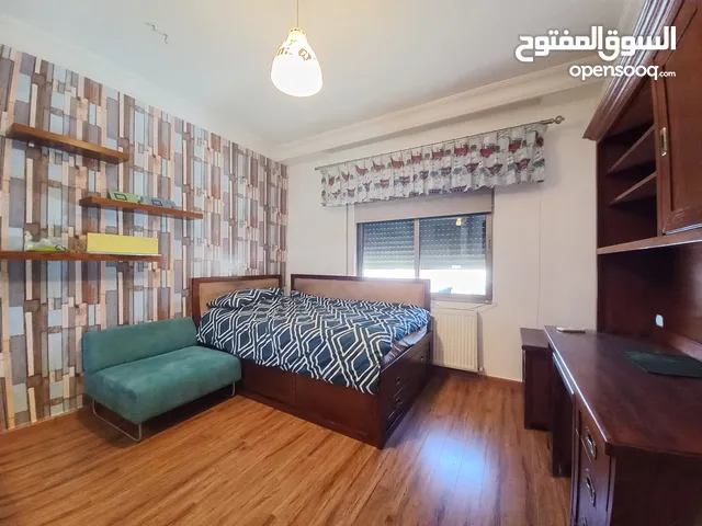 200 m2 3 Bedrooms Apartments for Rent in Amman Deir Ghbar