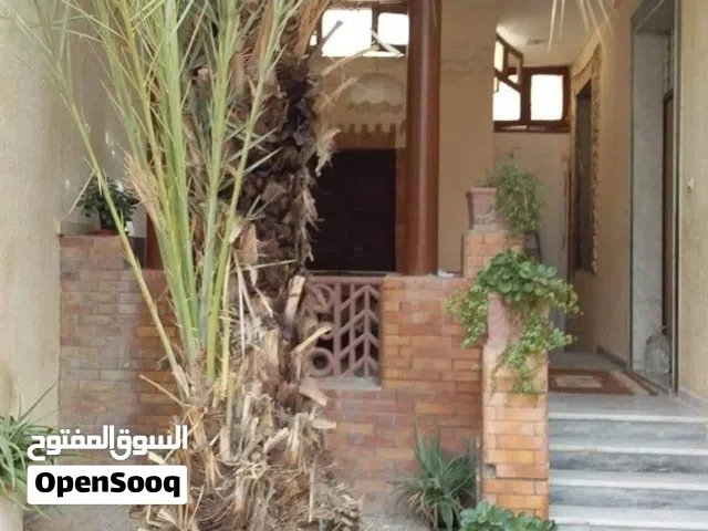 250 m2 4 Bedrooms Townhouse for Sale in Tripoli Sidi Khalifa