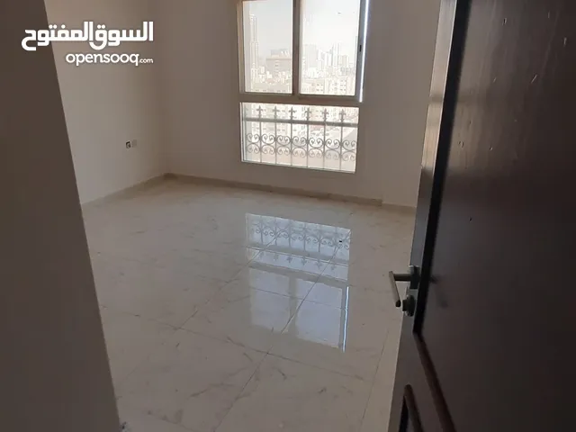 اغتنم الفرصة لسكن مريح للايجار السنوى مع مزايا كثيرة بوسط عجمان قريب لجميع الخدمات ومخرج الشارقة