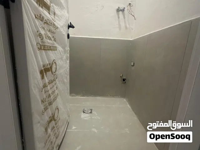 شقق للبيع في إربد مقابل هابي لاند طريق اربد عمان ع مساحه 160متر