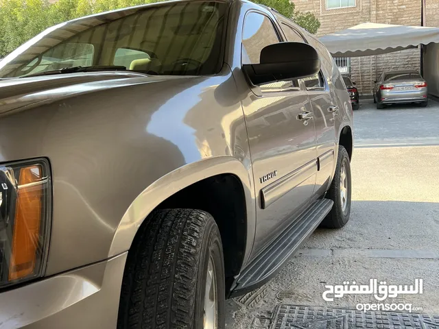 Chevrolet Tahoe Standard in Mubarak Al-Kabeer