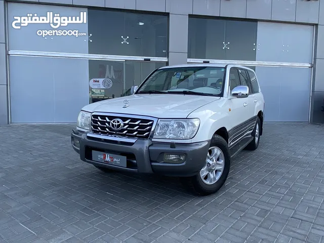 Used Toyota Land Cruiser in Muscat