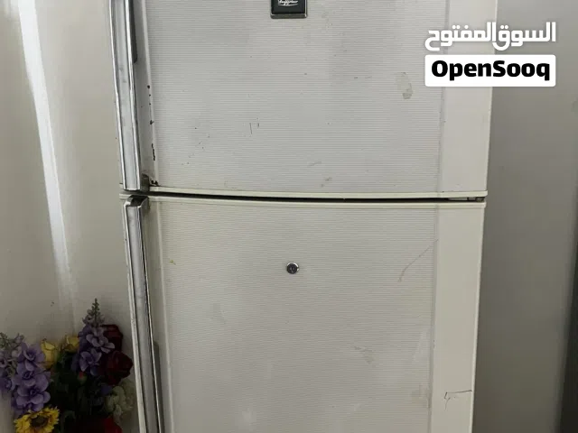 ثلاجه شارب