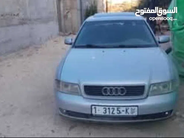 اودي a41996مقلوبة 2001جنط 17 سيارة  سيارة مكسور عليها  ترخيص