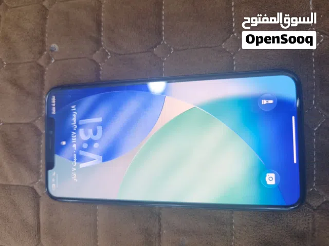 Apple iPhone 11 Pro Max 256 GB in Basra