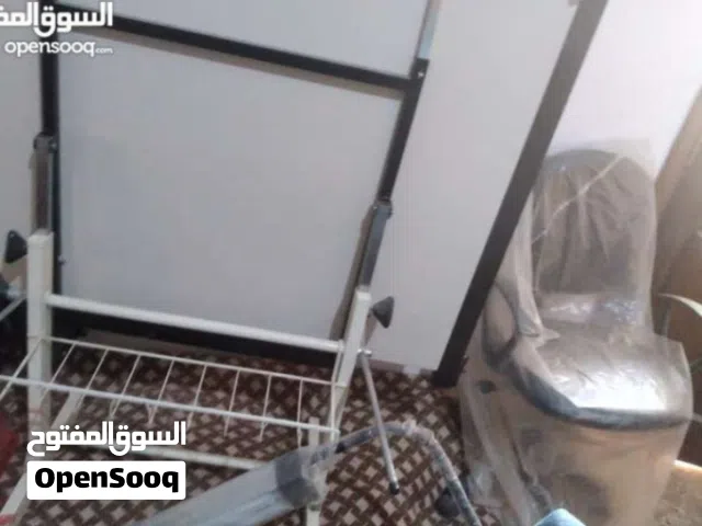 طاولة رسم هندسي متكامله بالانارة والكرسي الخاص بها