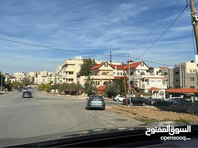 344 m2 4 Bedrooms Apartments for Sale in Amman Al Rabiah