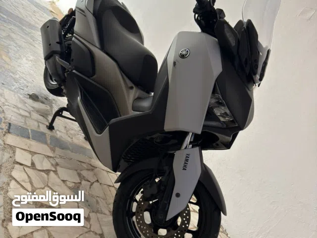 2024 ياماها XMAX