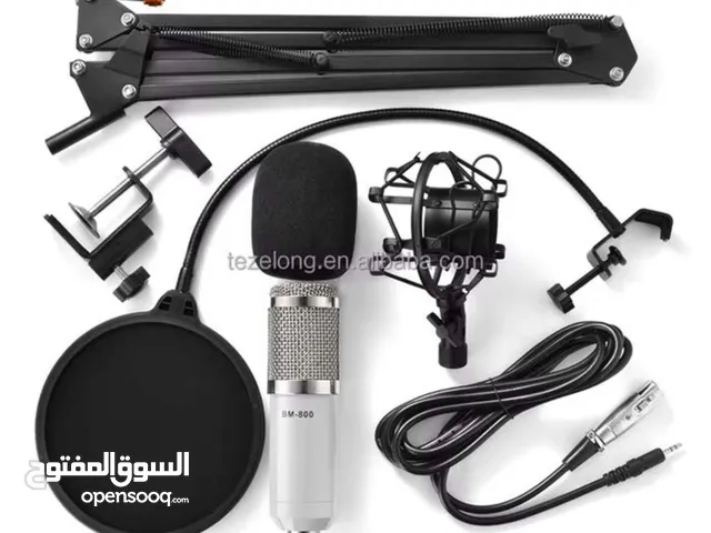 مايك game arena bm800 شبه جديد لونه ابيض بكامل الملحقات اللي تجي معاه وبباكوه للبيع