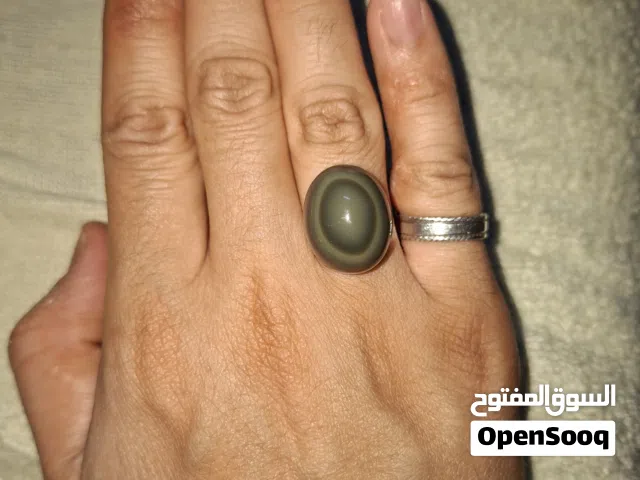 حجر عقيق يمني سليماني بقراني طبيعي لون نادر natural yamani sulaimani agate