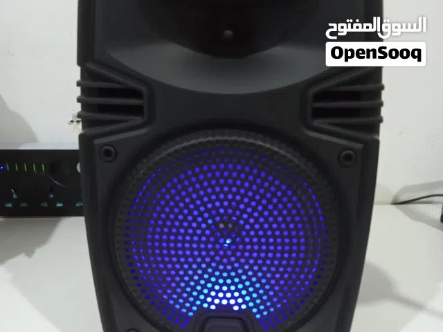 سبيكر سماعات مع ميكروفون بلوتوث وفلاشه