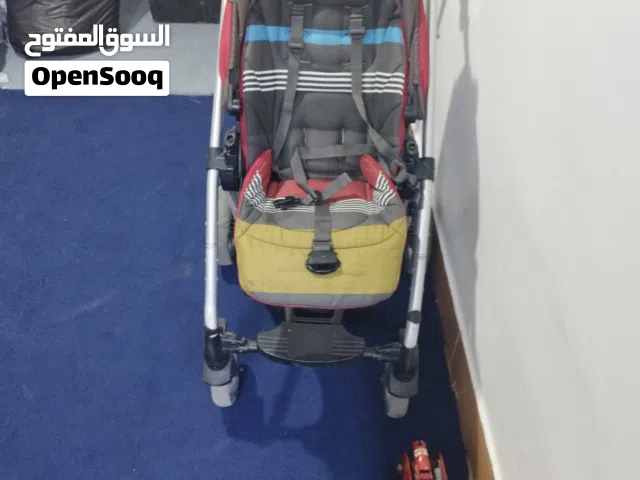 عربة اطفال