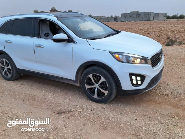 Used Kia Sorento in Bani Walid