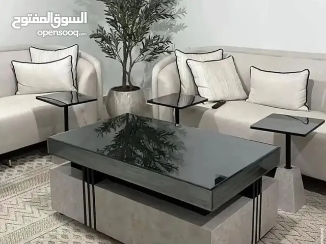 طاولات وعربيات ومداخل