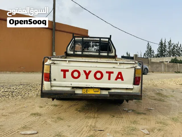 Used Toyota Hilux in Tripoli