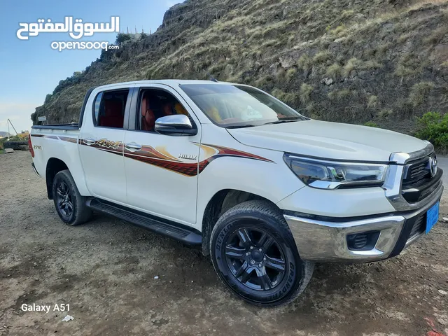 Used Toyota Hilux in Ibb