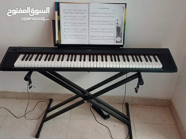 piano keyboard good condition