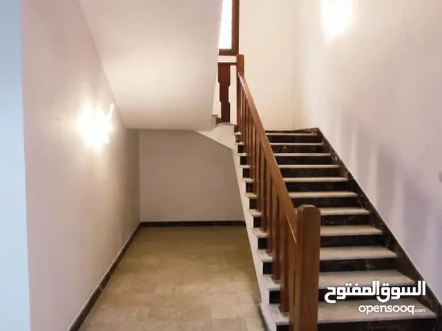 440 m2 More than 6 bedrooms Villa for Sale in Tripoli Souq Al-Juma'a