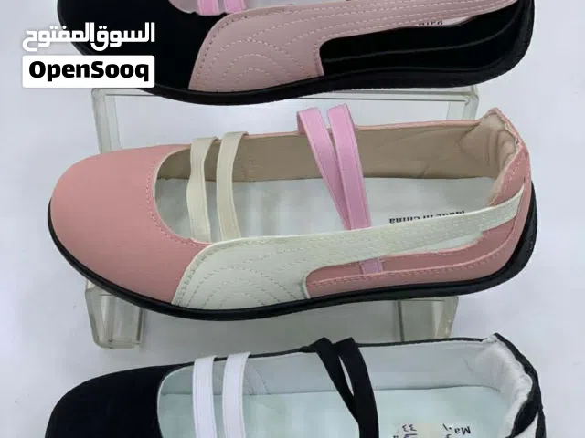 جميع انواع احذية الاطفال ولادي وبناتي تشكيلة كبيرة لجميع القياسات