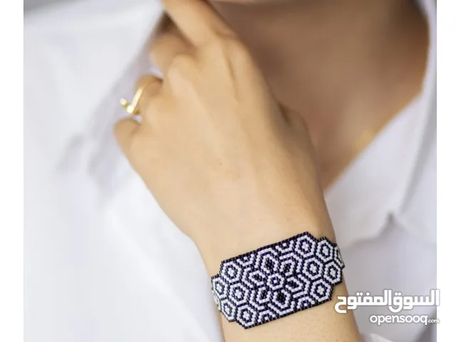سوار من الخرز المنسوج يدويًا