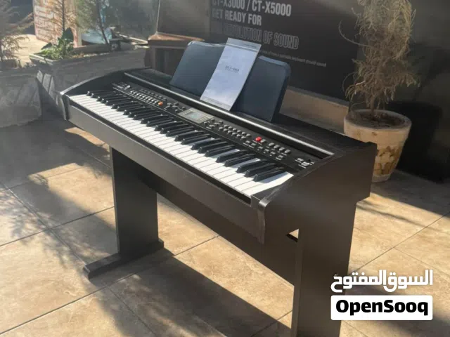 للبيع piano