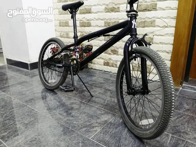 دراجة BMX للبيع