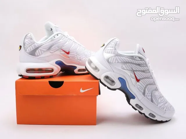 أحذية رياضية عالية الجودة ماركات عالمية .. متوفر جميع الألوان والقياسات والبراندات