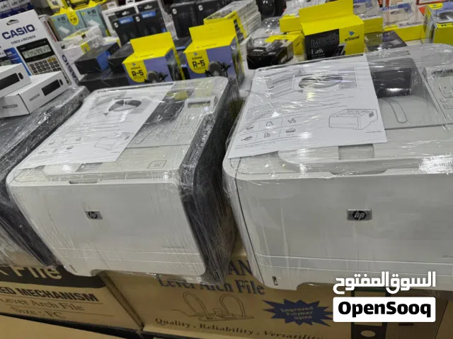 الات تصوير وطابعات
