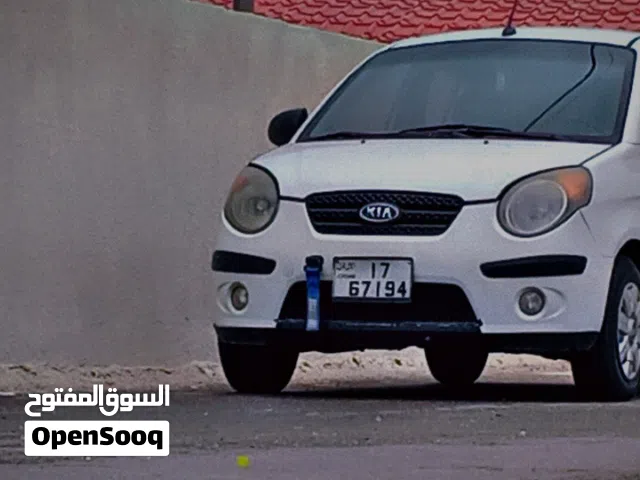 2011 كيا بيكانتو Standard