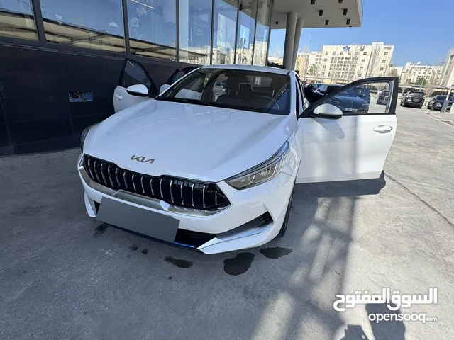 Kia K3 full electric ممشى قليل وبطارية بحالة الوكالة 2022