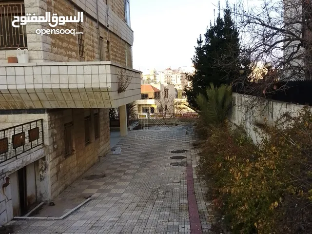 فيلا مستقلة للبيع في تلاع العلي