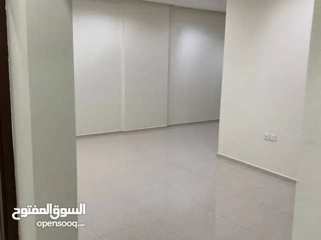 250m2 3 Bedrooms Apartments for Rent in Kuwait City Khaldiya