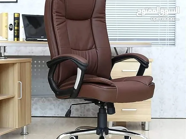 كرسي مكتب مدير طبي ومريح بمواصفات عالية بتصميم وفقاً لمنحنى جسم الانسان مع دعم قطني