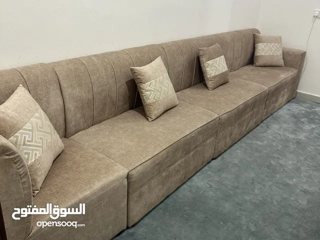 شقه غرفتين وصاله ومطبخ وحمام عائلات ايجار دائم للتنازل شرط شراء الاغراض
