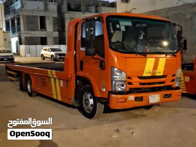 سطحة لنقل السيارات