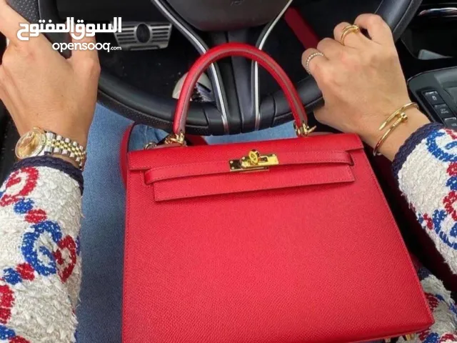 شنطة هيرمز  ماستر كوبي  فل تختيم  متوفر ألوان مميزة وخامة بتجنن مطابقة للأصلية بنسبة كبيرة