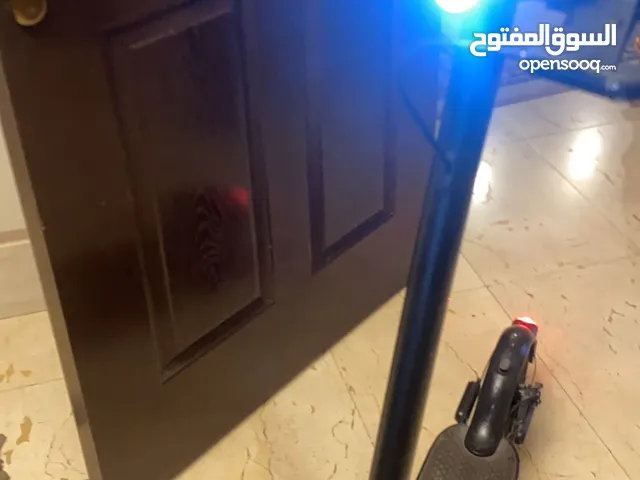 سكوتر كهربائي نوع شاومي مستعمل في بحالة الوكالة