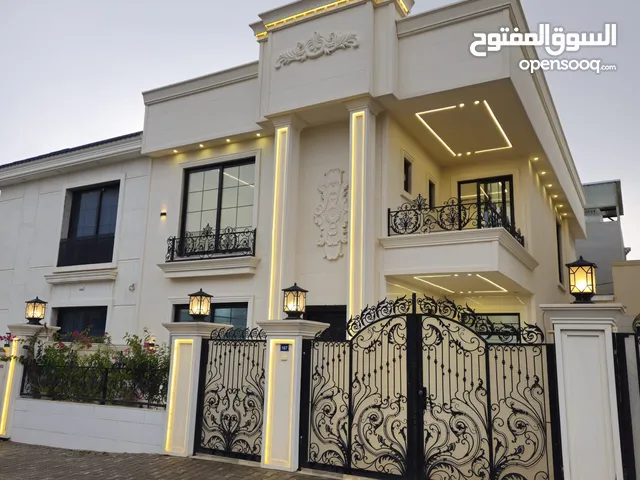 دار للبيع بمساحة 205م في هيوا ستي