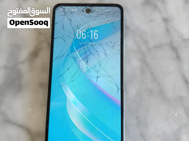 تلفون انفينيكس سمارت 8 بحالة جيدة