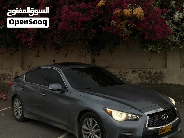 2016 إنفينيتي Q50 Luxe