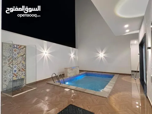 1000m2 More than 6 bedrooms Villa for Sale in Tripoli Ain Zara
